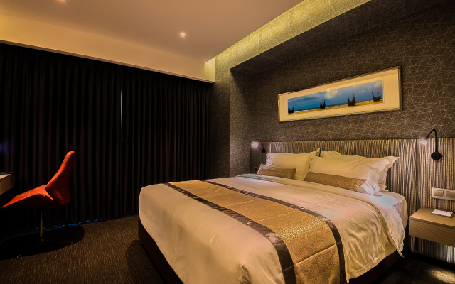 Отель Best Western Plus Maple Leaf