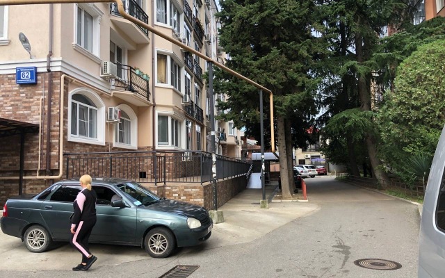 Studiya S Balkonom Flat