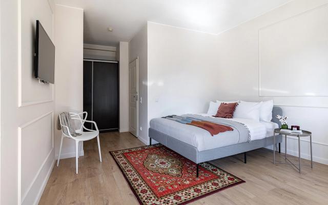 Квартира у клиники МЧС Piter Apartments (парковка, кондиционер)