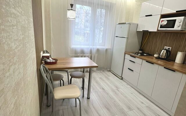 V Serdtse Rostova Flat