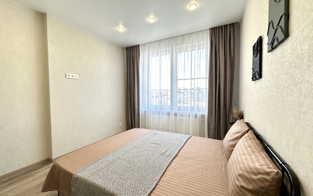 Evkalipt s Dizaynerskim Remontom v Sovremennom Rayone Apartments