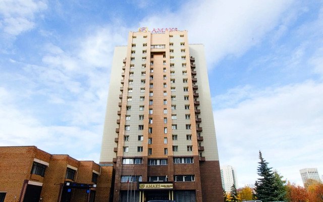 Отель Амакс Сафар