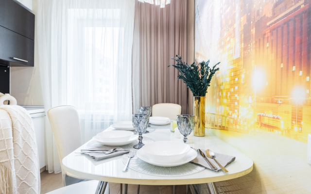 Апартаменты трехкомнатные на Меридианной