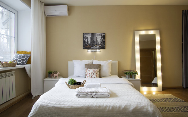 Апартаменты GoldenRing Snow White Studio