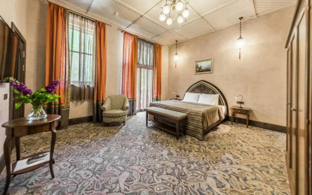Russian Seasons Lermontov Boutique-hotel