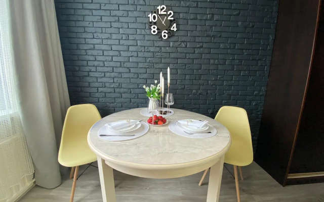 Апартаменты Пять Звёзд рядом с рекой Евояха