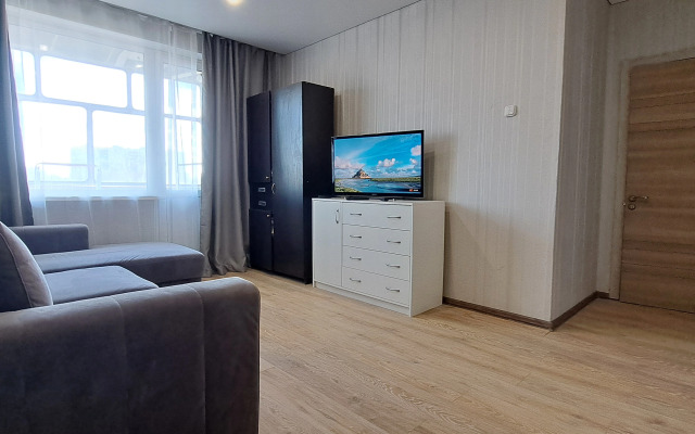 Marshala Isakovskiy Flat