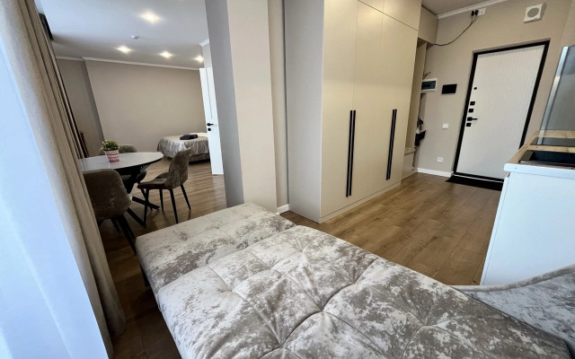 Stilnaya 3-Kh Mestnaya V Zhk Art Yalta Flat