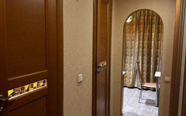 Dvukhkomnatnaya Kvartira V Tsentre Goroda Flat