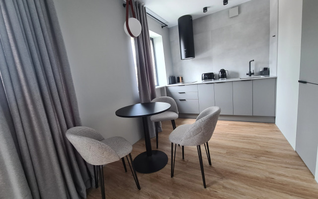 Квартира новая в центре RomanovApart