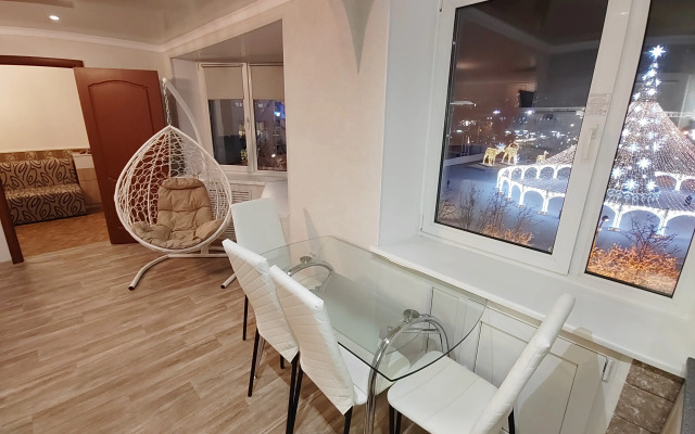 S Vidom Na Ploschad Pyat Uglov Flat