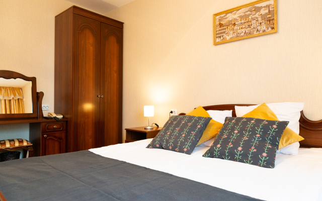 Schipok Hotel