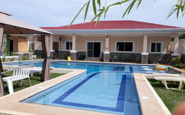 Venezia Suites Hotel