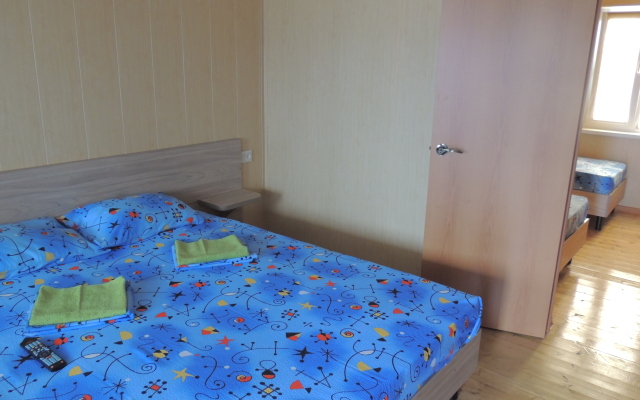 Semeyny Guest House