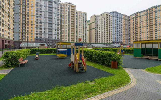 V Tsentre u metro Apartments