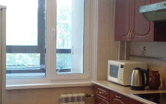 Квартира Двухкомнатная у метро с бесплатной парковкой