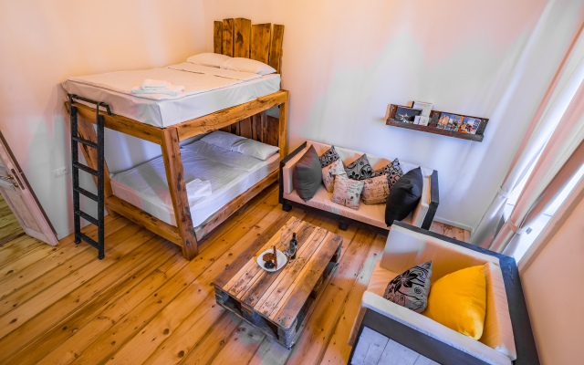 HB Apartments Vasil Petriashvili Apartments