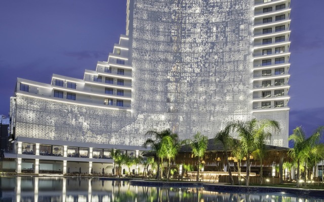 Hotel Grand Sapphire Resort & Casino Hotel