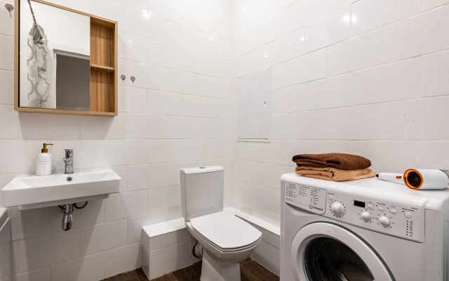 Covremennaya dlya chetyrekh gostey Flat