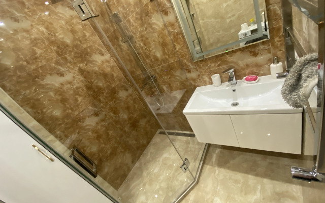 Квартира на Коллективной 11