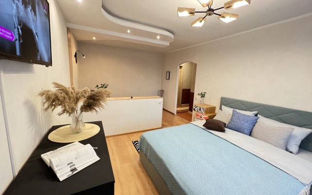Tikhiy uyut v tsentre Flat