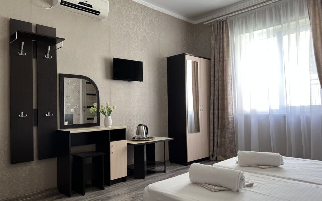 Kipr Guest House