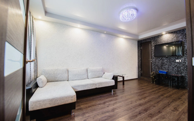 S sovremennym interyerom Flat