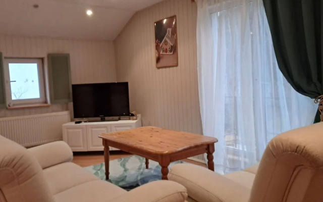 Частный Дом на Учаcткe 61 Соткa