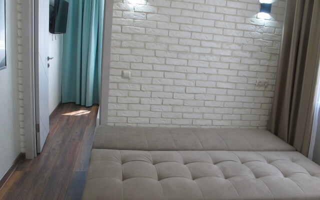 Na Voskresenskoj 14/1 Apartments