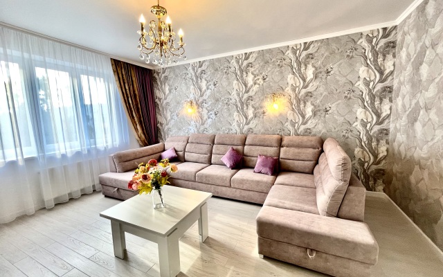 Semeynaya v Tsentralnom Rayone Flat