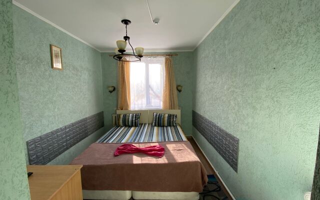 Mescherskij Dvorik Living quarters