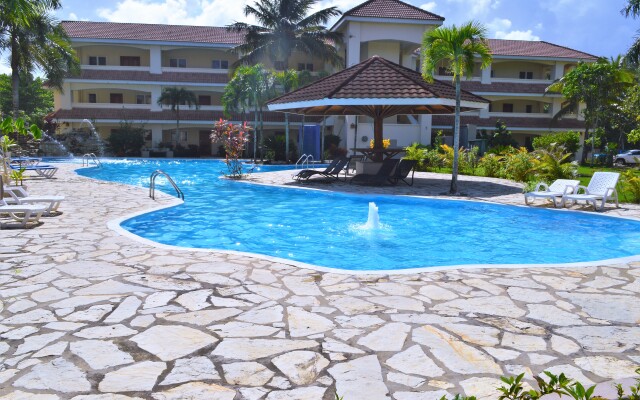 The Palm Beach Luxury Condo Apart-Hotel