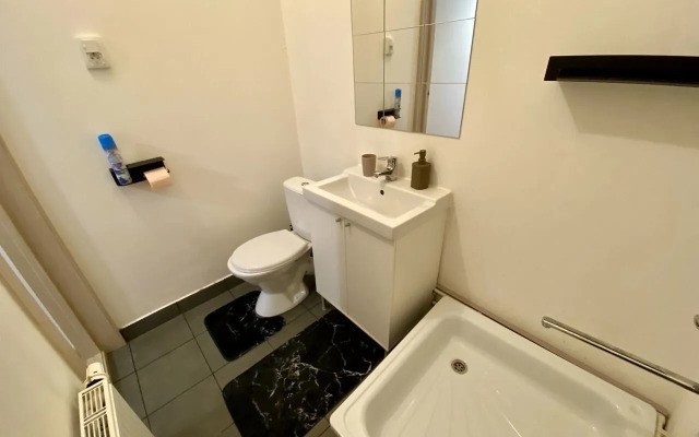 Апартаменты на Ул Академика Парина 46/5