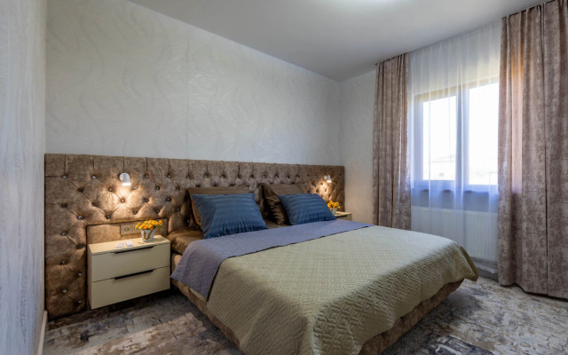 Ogromnaya S Shikarnym Vidom Flat
