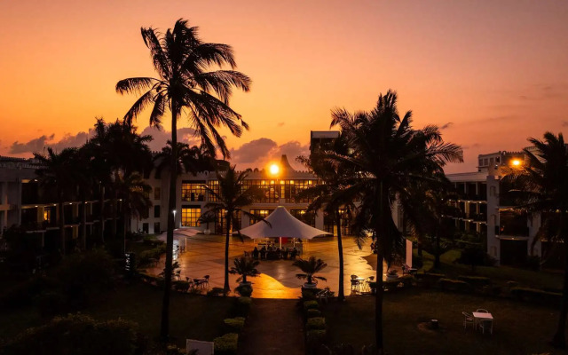 Golden Tulip Dar Es Salaam Hotel