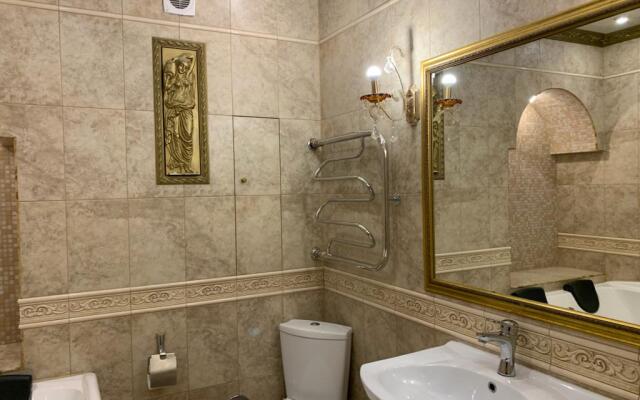 Tryokhkomnatnye Dlya 10 Chelovek Apartments