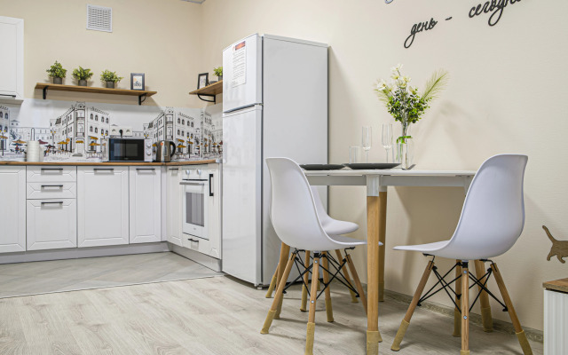 Апартаменты SunSet Хохлова 7