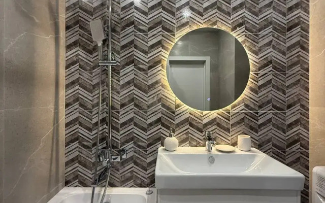 Novaya Uyutnaya Studiya V Tsentre Novosibirska Flat