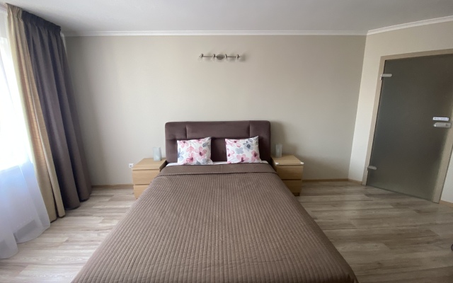 Апартаменты Советская 4