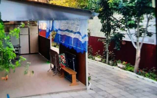 U Dyadi Fedora Guest House