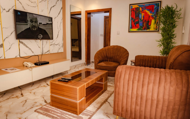 24/7 Luxury Apartments
