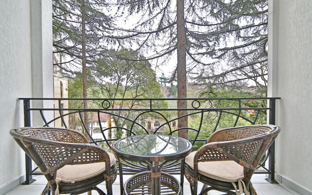 Apartamore Pokrovskiy Park S Kukhney Apartments