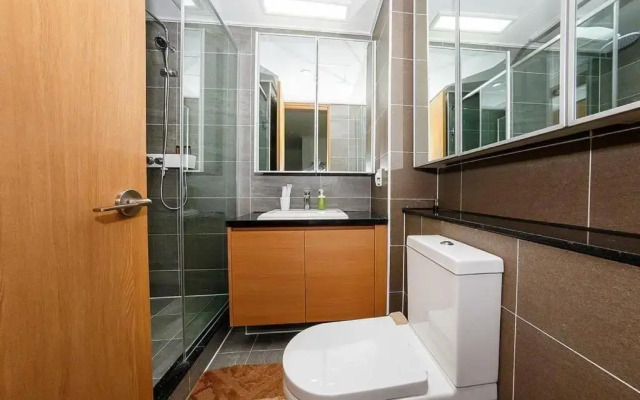 Na Prospekte Kabanbay Batyra, 43blokb Apartments