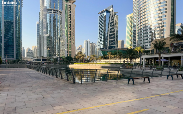 Апартаменты Bnbme Gold Crest Views 2 Studio