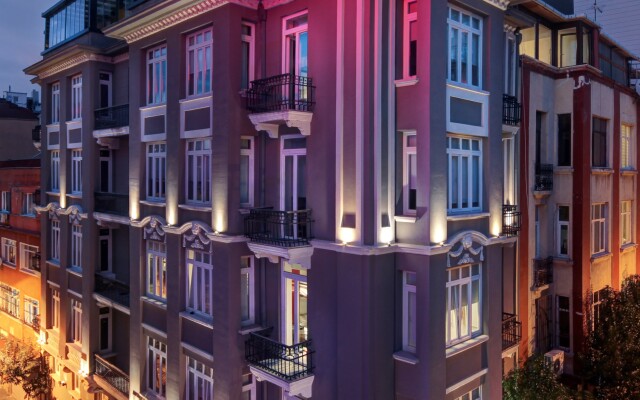 Wabi Hostels