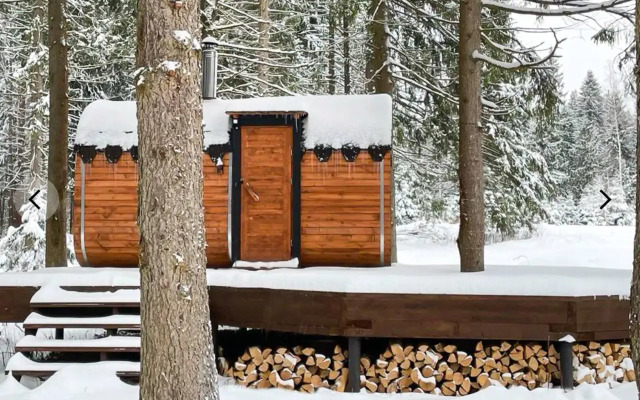 Гостевой дом А-фрейм с баней в лесу