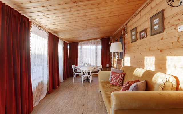 Отель Империал