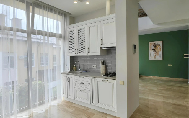 Частный дом Дом с бассейном