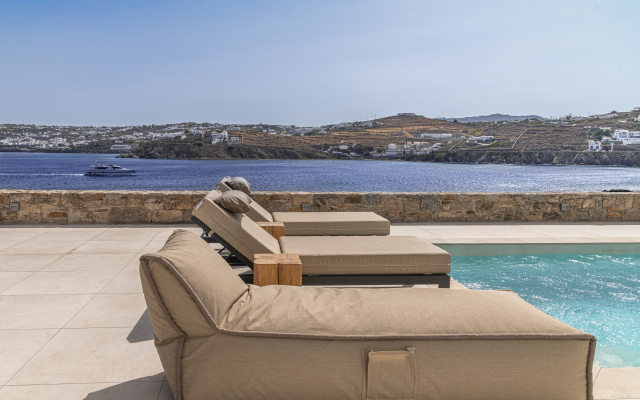Myko Private Heated Pool on Beach Villa