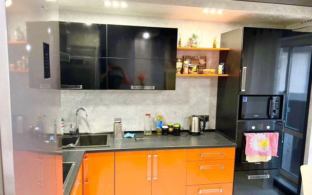 Bolshaya Treshka Na Repina 4 Apartments